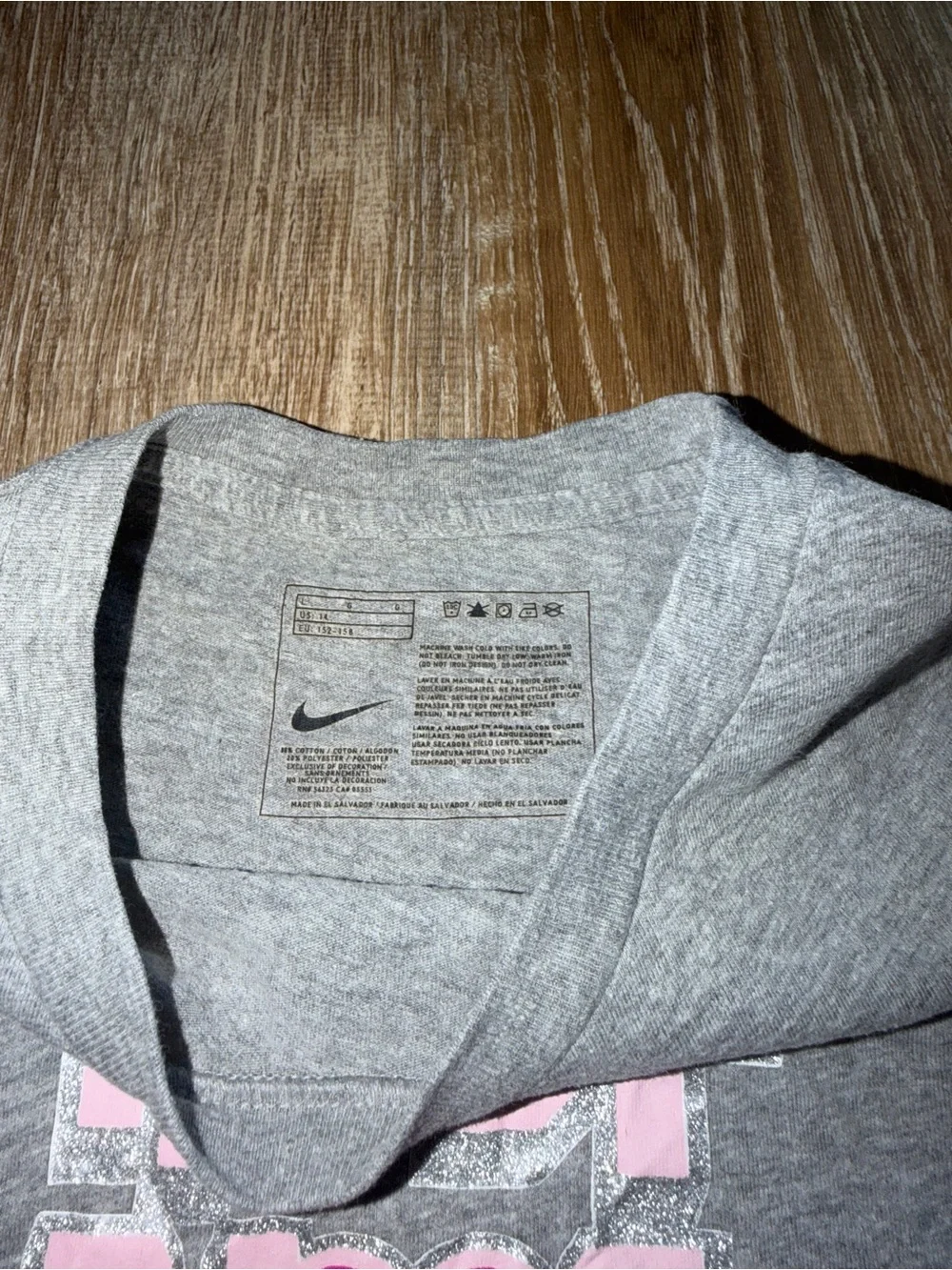 Vintage Y2K Nike Tee with Pink Heart Graphic